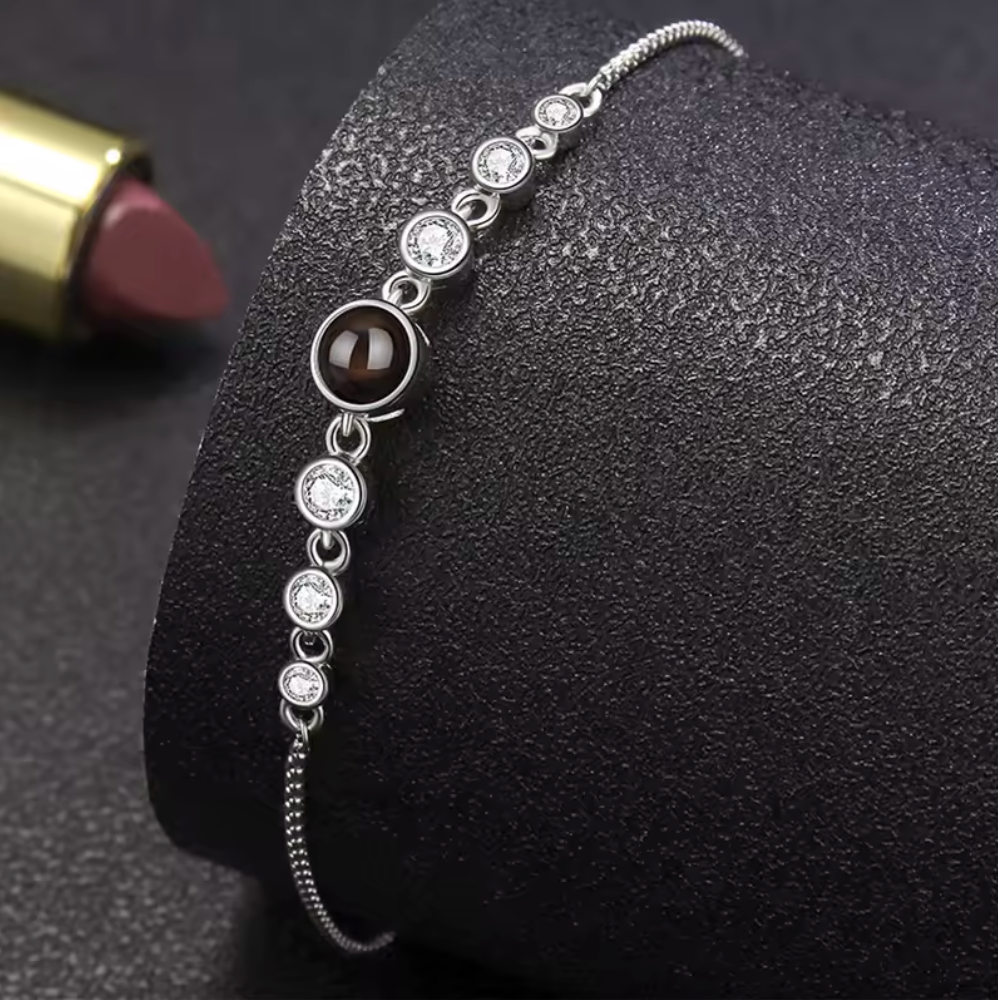 Lorawish Halo Slider Projection Bracelet